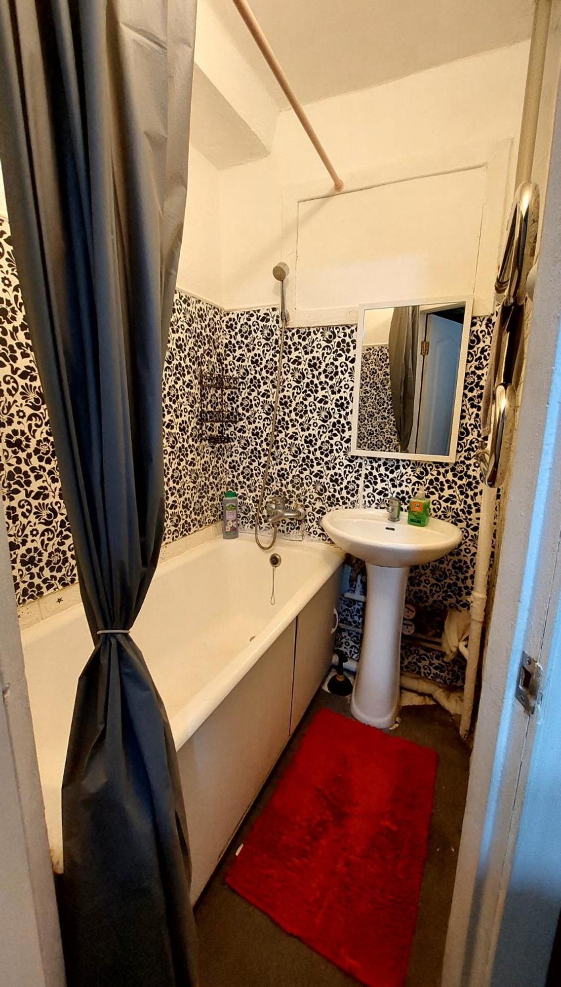 2 Bedroom Apartment Metro Vasilkovskaya Kyiv Exterior foto